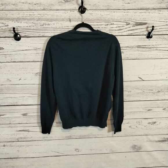 "Jos.A.Bank" woman's sweater   - Picture 3 of 6